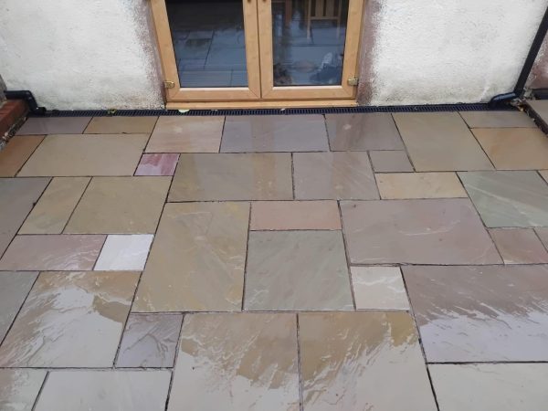 SANDSTONE PAVING IN PATIO PACKS KOTA BLACK OTHER COLOURS AVAILABLE - Image 3