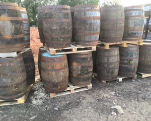 Special Offer Oak Whiskey Barrels – Full Size Reclaimed Barrels