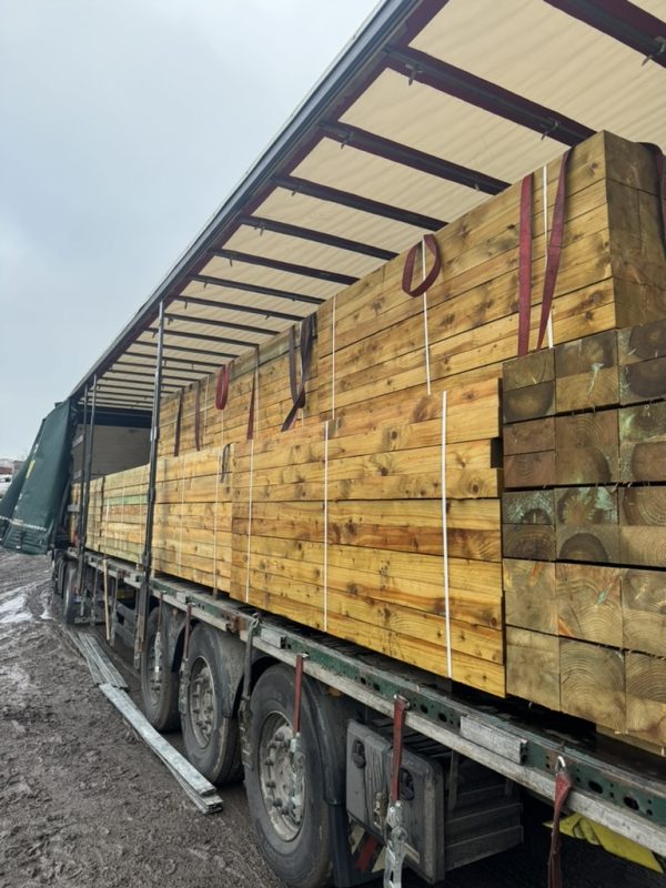 NEW SOFTWOOD SLEEPERS TANALISED 200MM X 100MM X 2.4M JUST CAME OFF LORRY! - Image 5