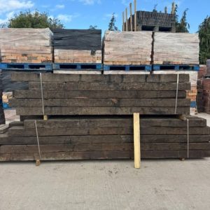 RECLAIMED OLD RAILWAY OAK CROSSING TIMBERS THESE SLEEPERS VARY IN LENGTH AND ARE SOLD IN PACKS