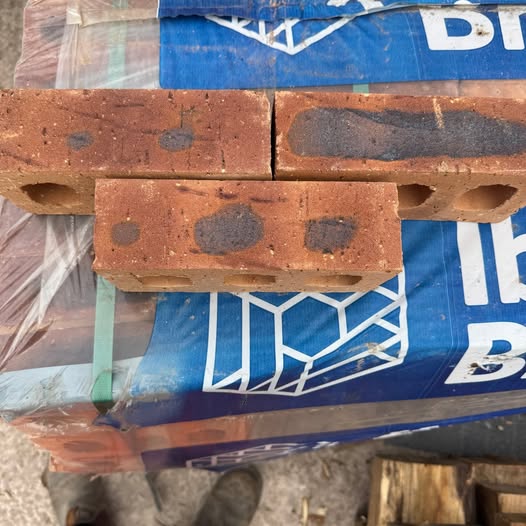 Autumn Antique Ibstock 65mm New Bricks Perforated – 500 Pack