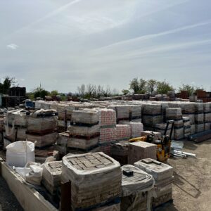 Clearance Building Materials – Cheap Bricks, Sleepers & Paving