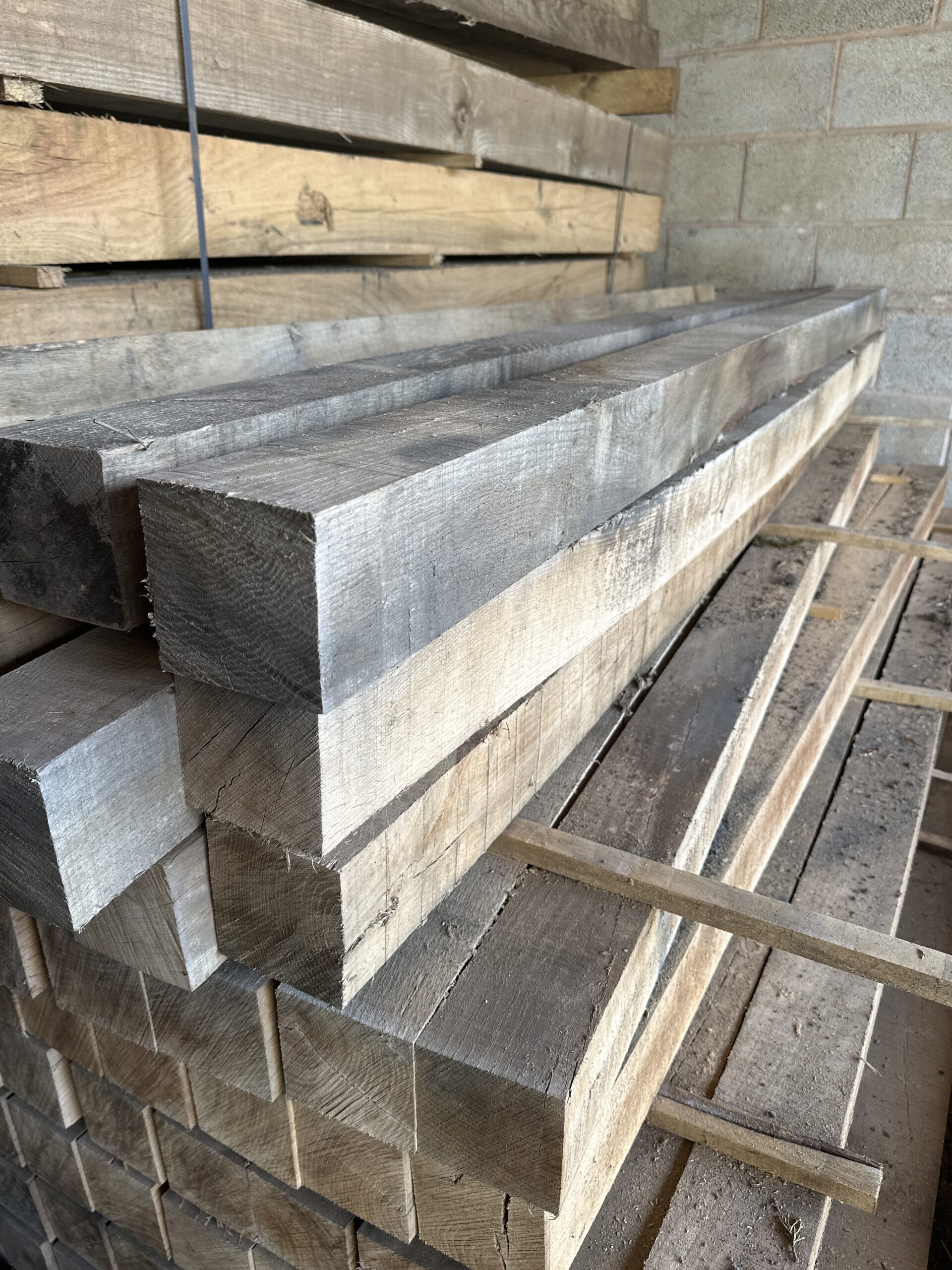 4x4 or 100×100mm x 2.4m New Oak Posts for Fencing & Landscaping