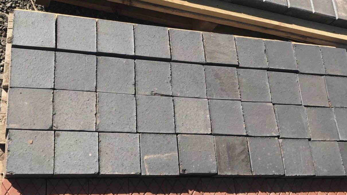 Staffordshire Blue Cube Paviours – New Blue Brick Paviours, Worcestershire