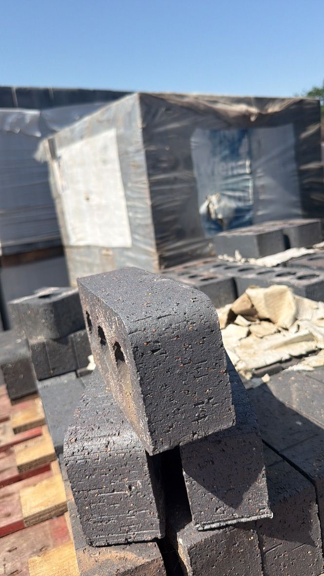 New Blue Single Bullnose Dragfaced Bricks Blue – 65mm | Whitford Reclamation - Image 2