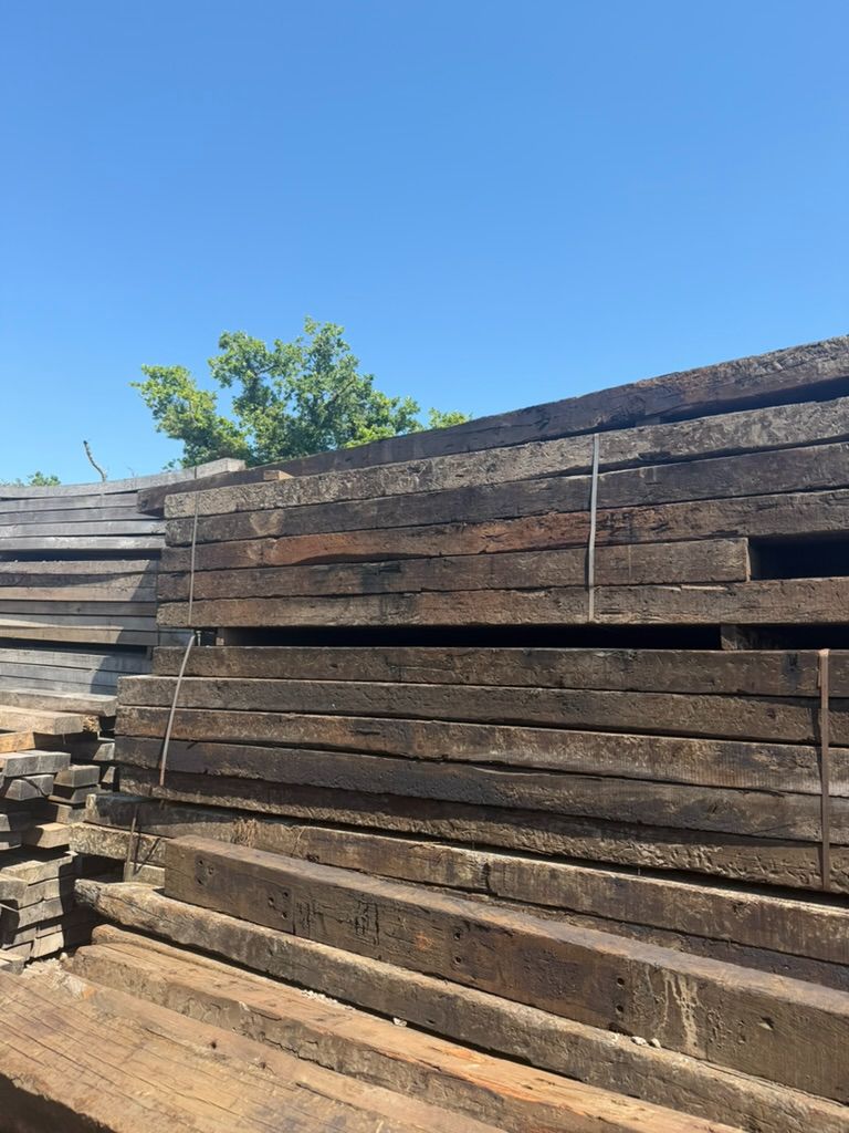 Oak Crossing Timbers – Reclaimed Sleepers 2.6m-3.2m Worcestershire